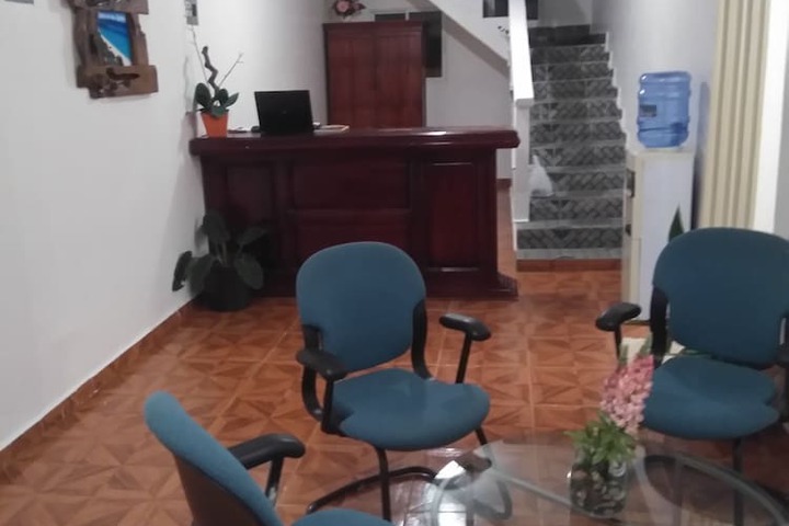 Room 2 of 7