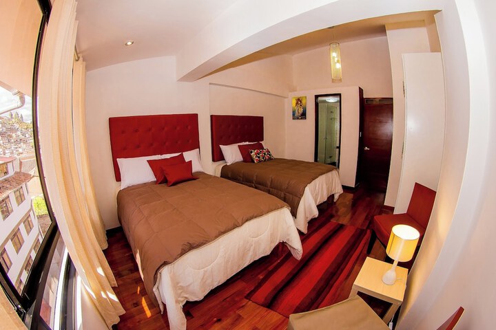 Room 17 of 50