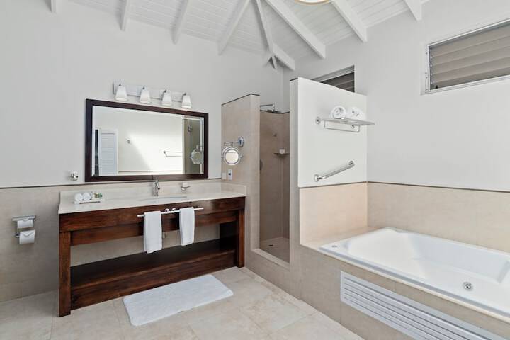 Clean Restrooms