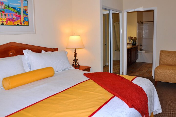 Room 6 of 19