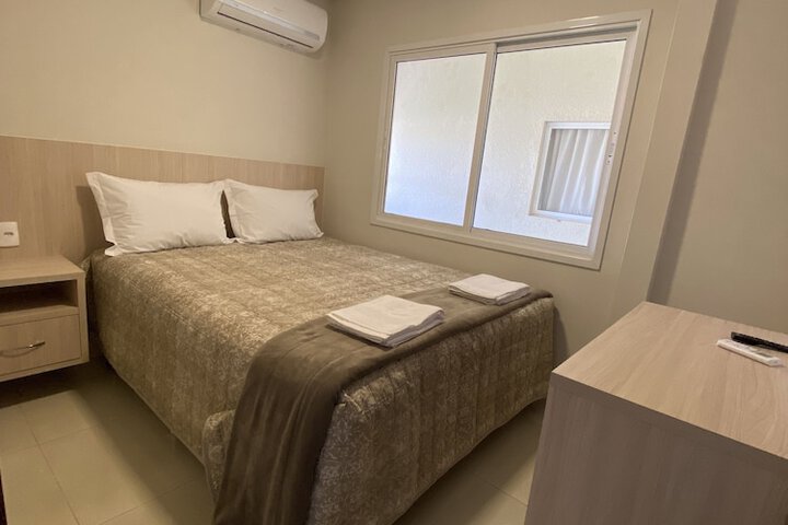 Room 27 of 84