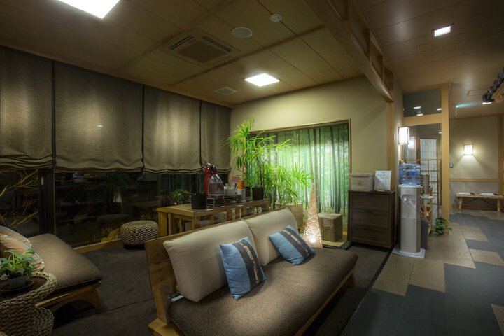 Hotel Interior 11 of 73