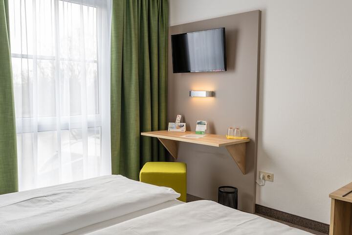 Room 15 of 47