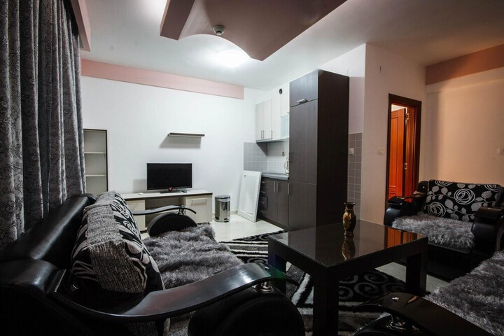 Room 19 of 32
