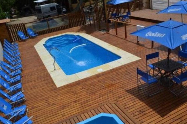 Pool 10 of 16