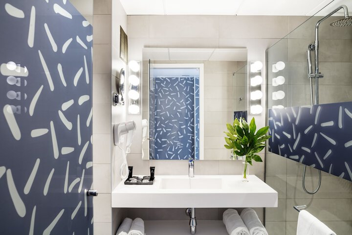 Bathroom Interior Photo