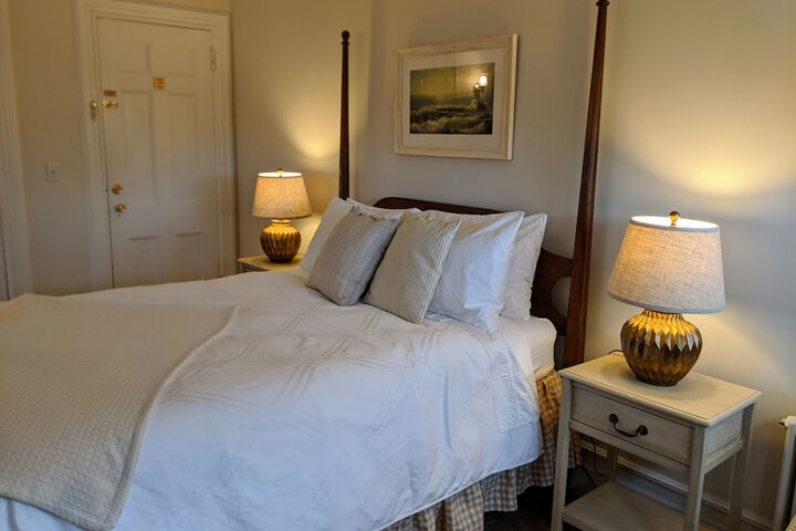 Room 40 of 258