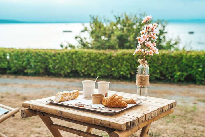 Breakfast/Coffee Service 14 of 21