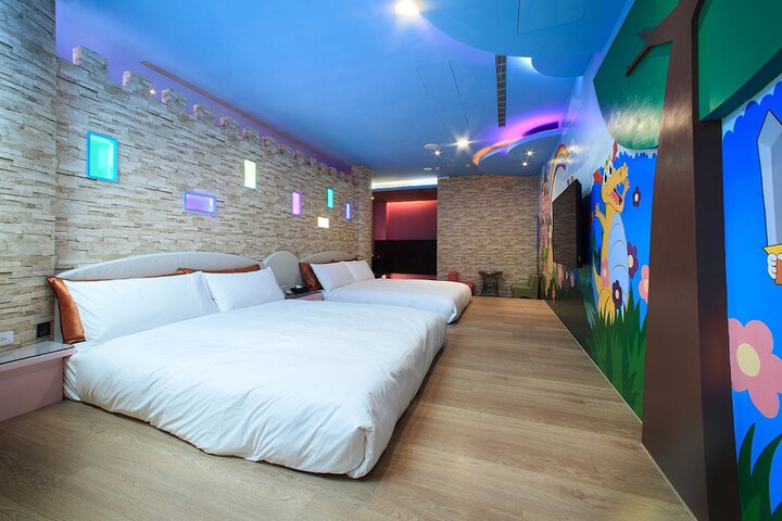 Room 43 of 75