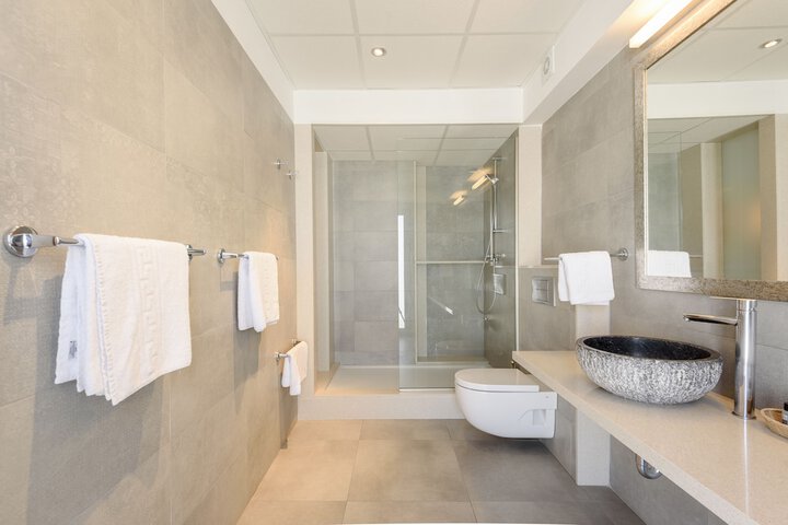 Bath Photo