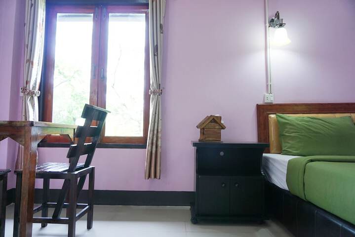Room 7 of 42