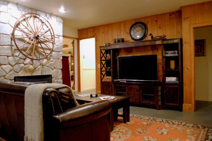 Hotel Interior 32 of 48