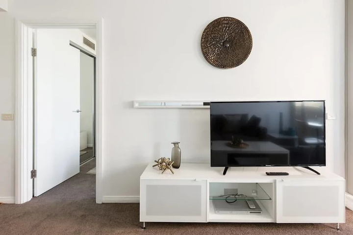 Room 4 of 10