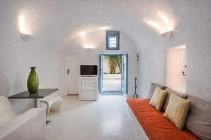 Room 9 of 22