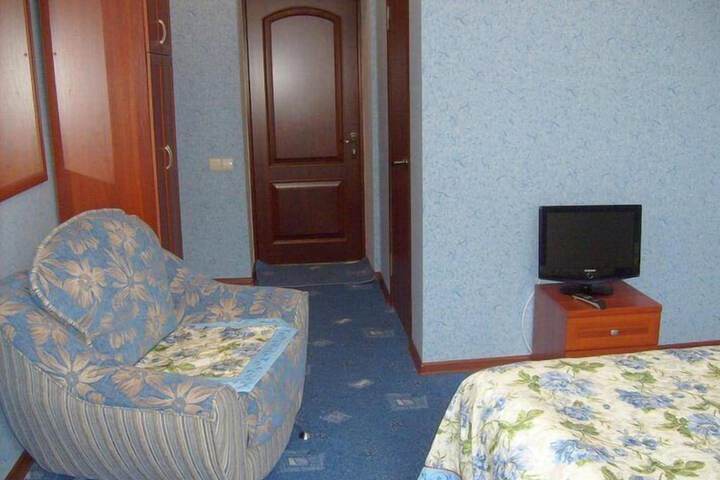 Room 6 of 22