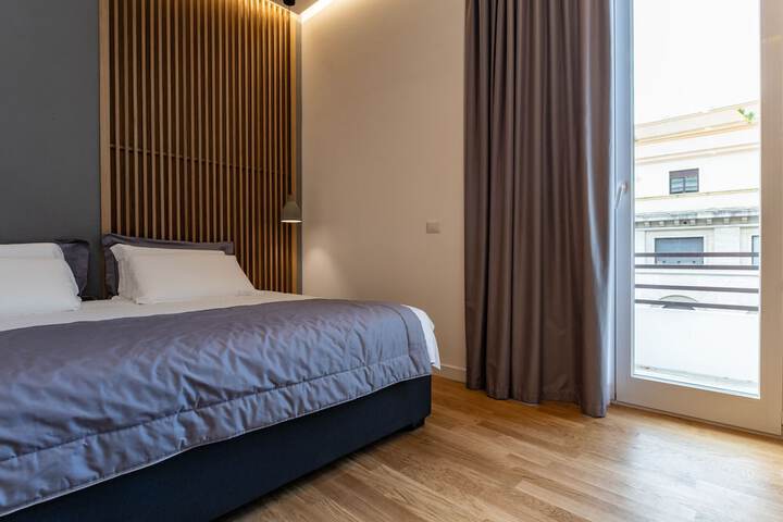 Room 30 of 76