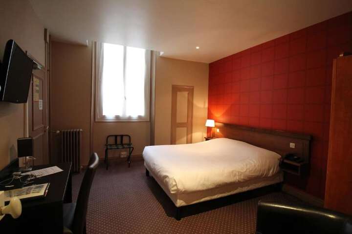 Room 5 of 31