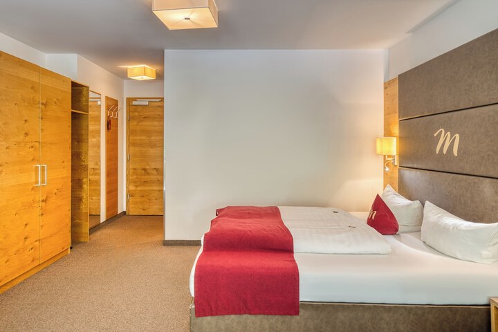 Room 30 of 131