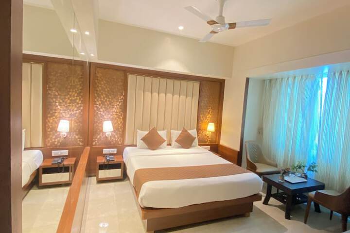 Room 17 of 30