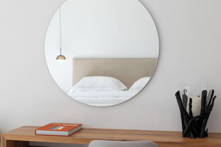 Room 18 of 110