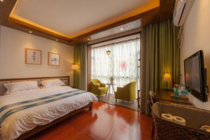 Room 8 of 21