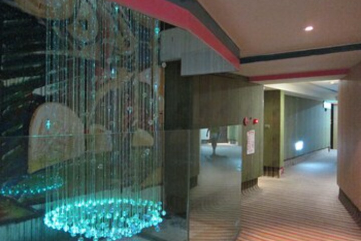 Ballroom/Hall 40 of 91