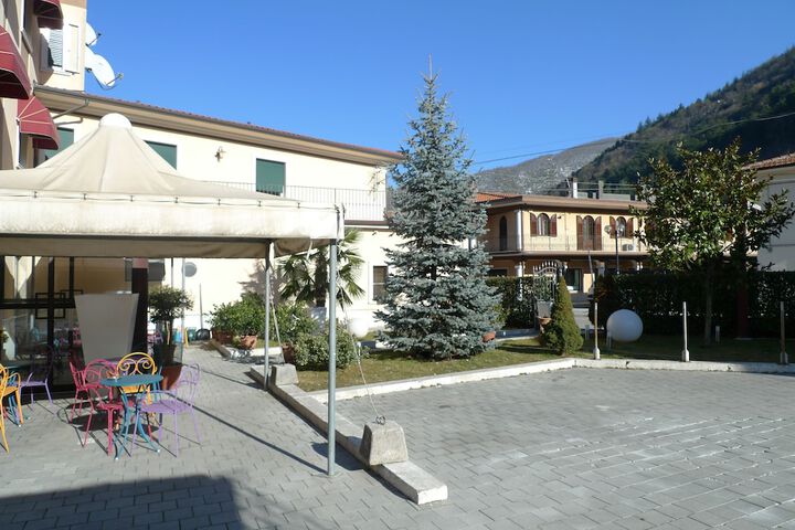 Hotel 50 of 60
