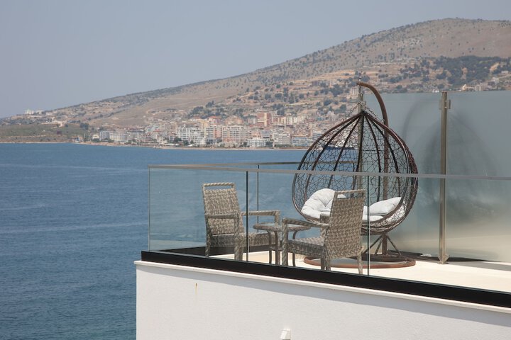 Terrace/Patio 103 of 107