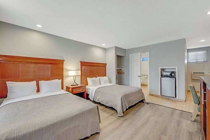 Room 5 of 36