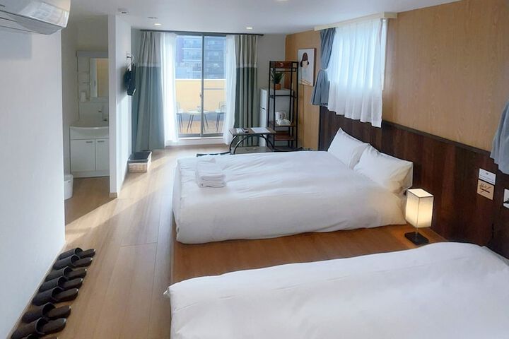 Room 30 of 149