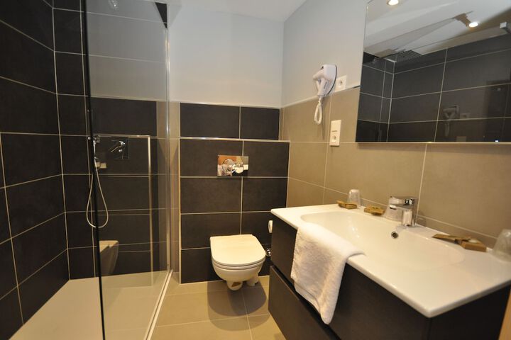 Bath Interior