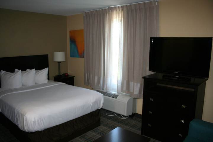 Room 9 of 71