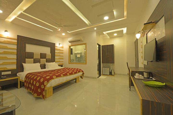 Room 14 of 44