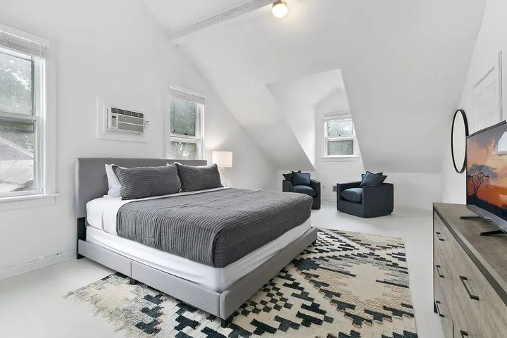 Latch Pop-Up Inn