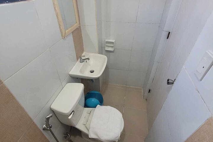 Clean Restrooms