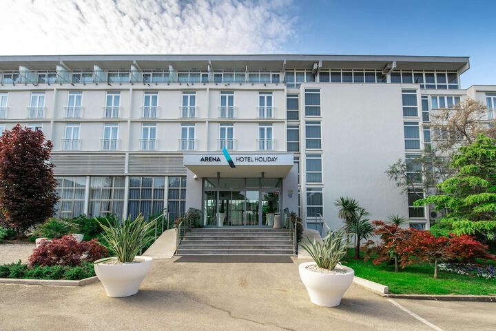 Hotel 86 of 91