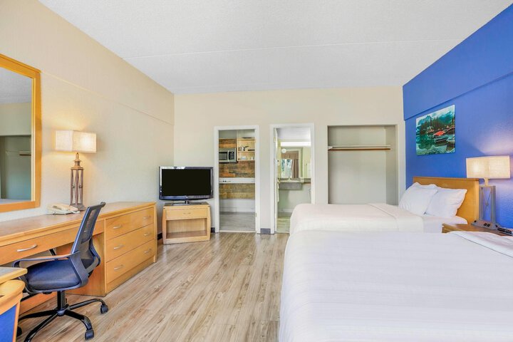 Room 22 of 78