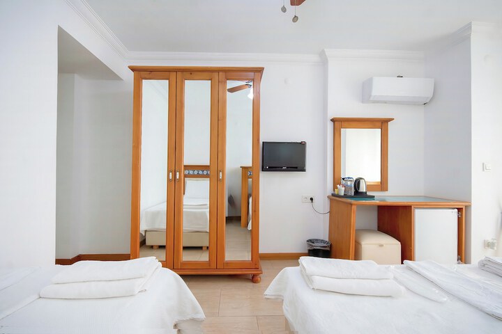 Room 45 of 63
