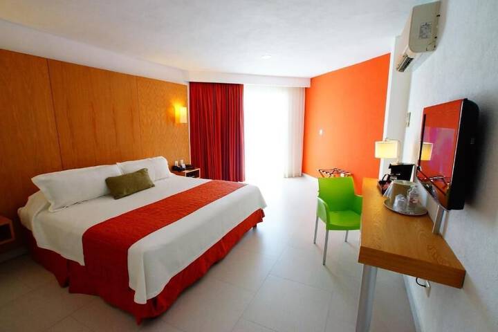 Room 2 of 21