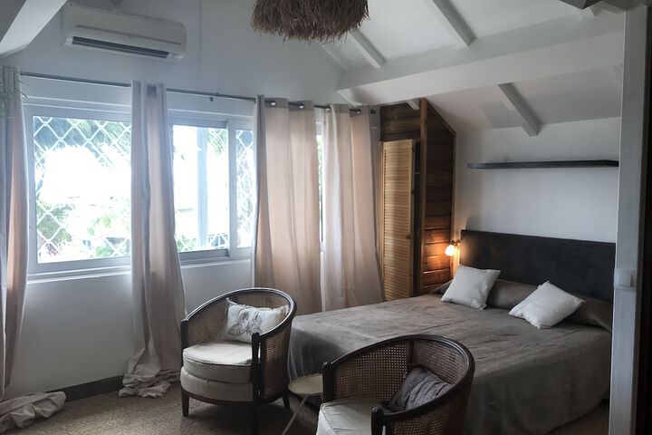 Room 16 of 93