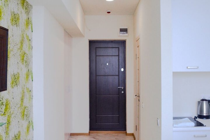 Room 18 of 128