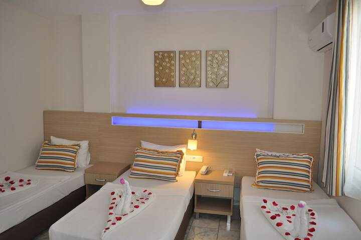 Room 40 of 82