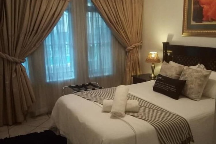 Room 7 of 31