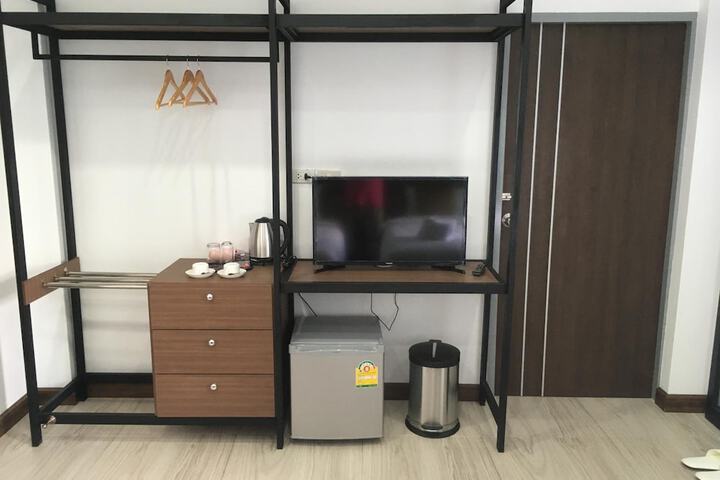Room 17 of 43