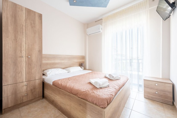 Room 25 of 57