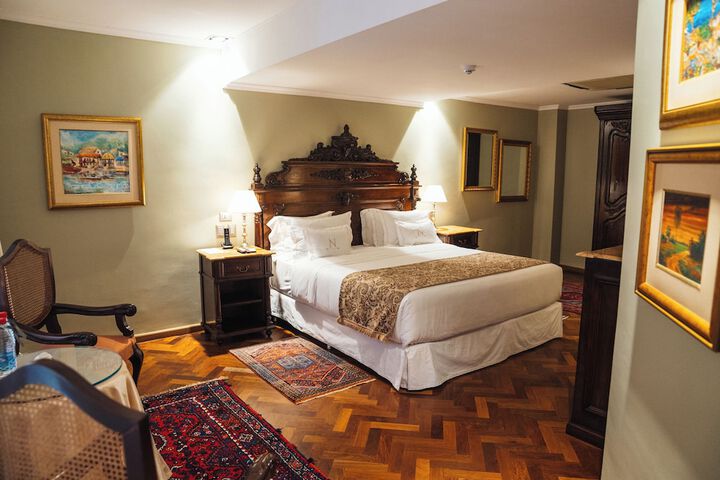 Room 13 of 70