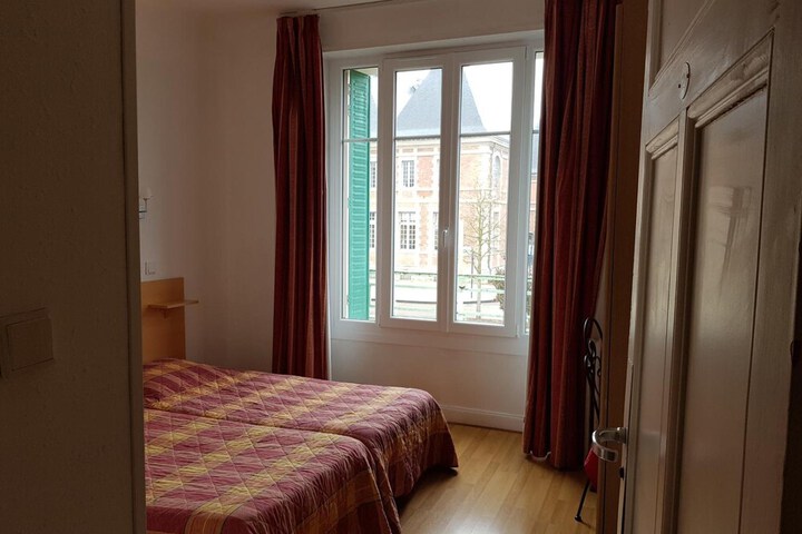 Room 26 of 69