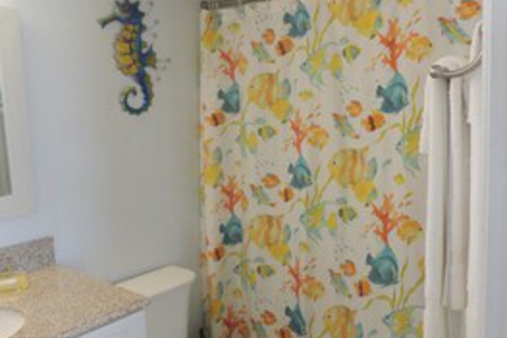 Room 10 of 48