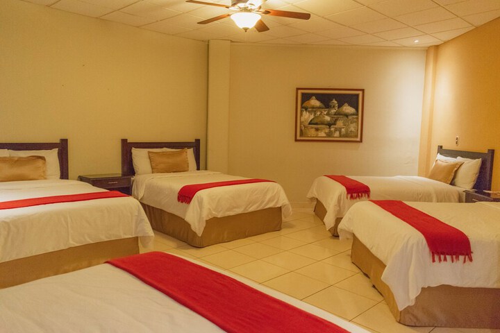 Room 15 of 68