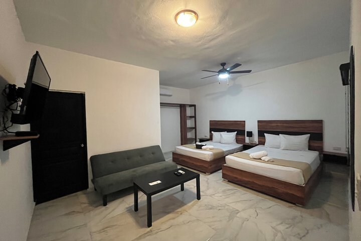 Room 37 of 108